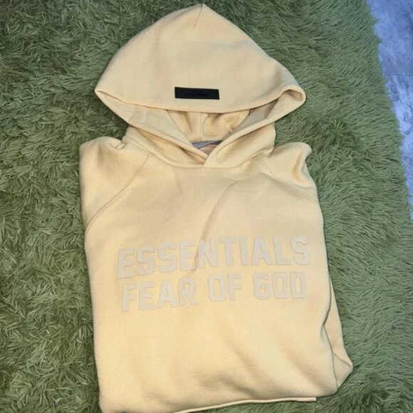 ESSENTIALS FEAR OF GOD Spring 2022 Yellow Kids Hoodie Sweatshirt Size 8 - Picture 1 of 3